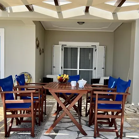 Seagull Skala (Kefalonia)